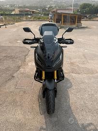XADV 750