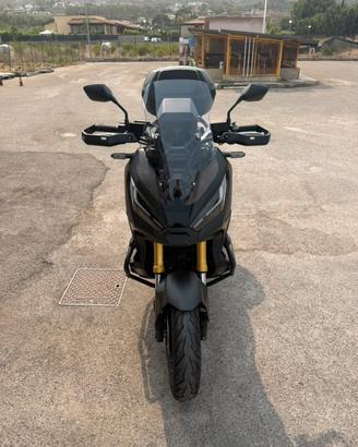 XADV 750