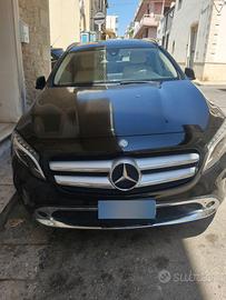 MERCEDES-BENZ GLA 220d AUTOMATIC ENDURO (2016)
