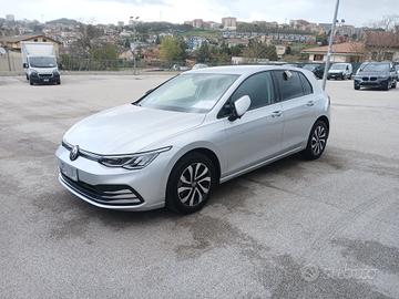 Volkswagen Golf 2.0 TDI DSG 116CV AUTO 2021