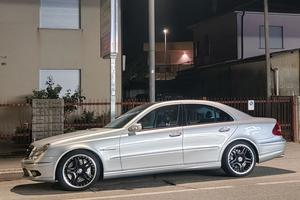 Mercedes Benz E 55 AMG