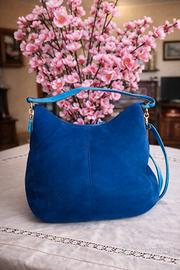 Borsa Carpisa blu scamosciata – a spalla con traco