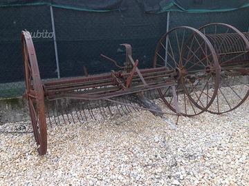 82 - Rastrellone agricolo vintage