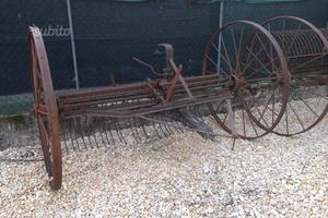 82 - Rastrellone agricolo vintage