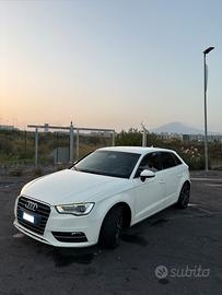 Audi A3 Sportback 1.6 TDI 105 CV - 2014 -