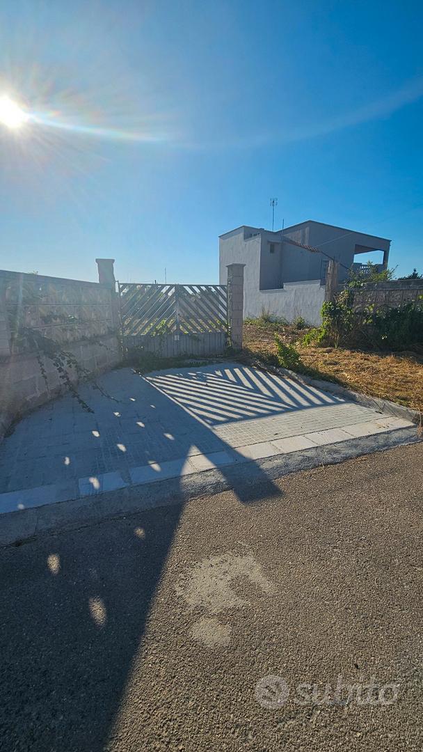 Terreno recintato 100 mt dal mare - Vista 3