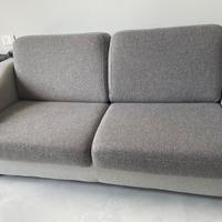 divano letto tre posti bicolore grigio