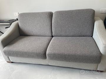 divano letto tre posti bicolore grigio