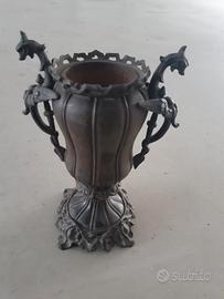 Vaso a calice in bronzo fine 800