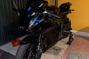 YAMAHA R7 2026