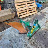 Aratro per piccolo trattore