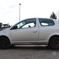 TOYOTA YARIS 1.0 -MOTORE tipo 1SZ FE NON DISPONIBI
