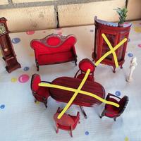 Sala da pranzo mobili legno casa bambole vintage