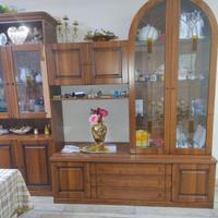 Parete attrezzata di 2,70 m.