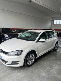 Volkswagen Golf 1.6 TDI DSG 5p. Highline BlueMotio