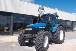 NEW HOLLAND TM165