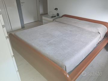 Struttura letto con rete a doghe