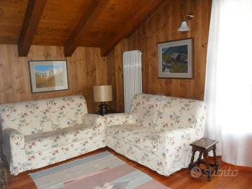 DUE DIVANI A DUE POSTI