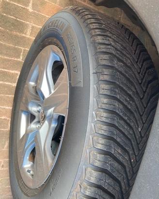 gomme auto  4 stagioni quasi nuove