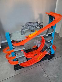 HotWheels City Garage Squalo 