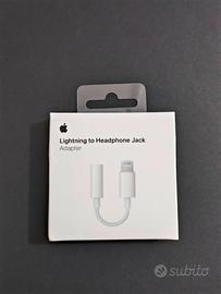 Apple adapter A1749 nuovo sigillato.