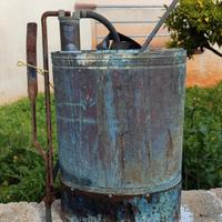 VECCHIA POMPA DISERBANTE in Rame