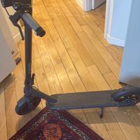 Monopattino elettrico xiaomi 4 pro