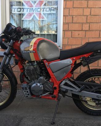 Honda Dominator 650 "TM SPECIAL 70'"