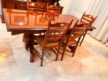 Tavolo per sala da pranzo in legno