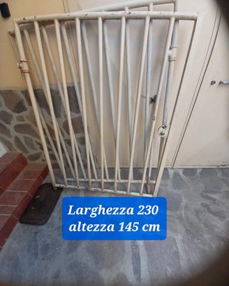 Cancello a due ante