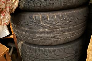 Pirelli Sottozero BMW X1 mis. 225/50 R17 Runflat