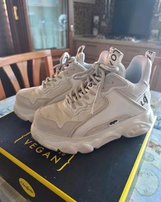 Scarpe bufalo