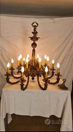 lampadario di bronzo dorato 