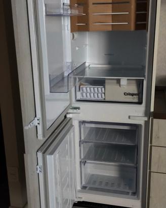 FRIGO-CONGELATORE BEKO DA INCASSO NUOVO 