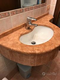 Lavandino bagno, marmo rosa