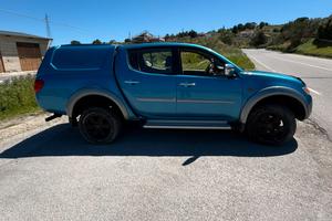 L 200 MITSUBSHI