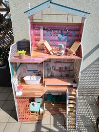 Casa delle Barbie con mobili