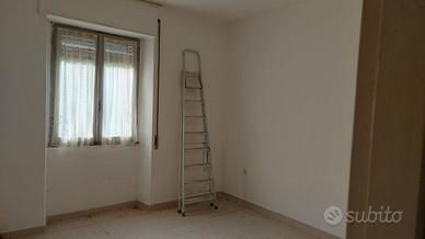 Trilocale da ristrutturare+cantina Rionero Sann