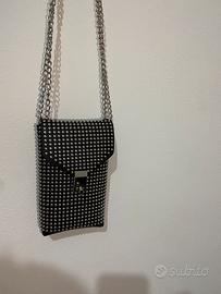 Borsetta a tracolla borchiata