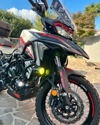 Benelli TRK 702 x
