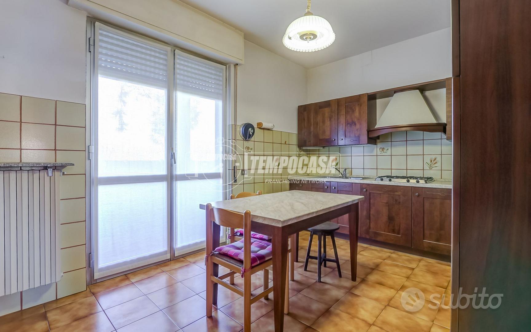 Apartment in Castano Primo, Milano - Vista 5
