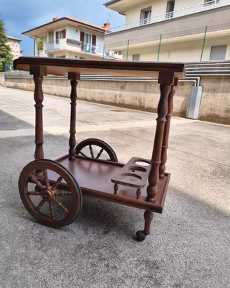 Carrello portavivande
