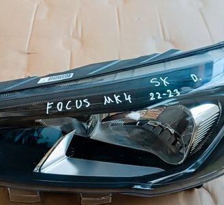 Faro anteriore sinistro Ford Focus MK4