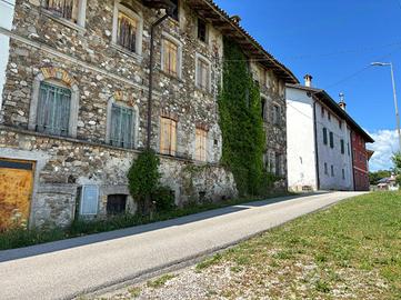 CASA SEMINDIPENDENTE A TREPPO GRANDE