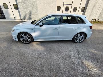 Audi A3 2.0 TDI 184CV Quattro S-Line Stronic 