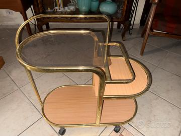 Carrello portaoggetti in ottone, vetro e legno