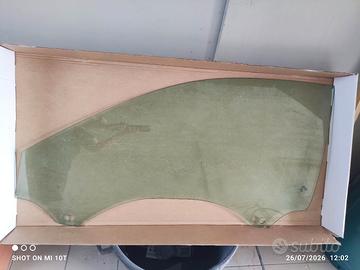 Vetro porta ant. sx Audi A3 8P 3p. 