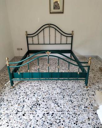 Letto matrimoniale