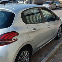 Peugeot 208 1200 Active GPL