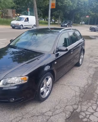 Audi A4 Avant 2.0 TDI 16V AT